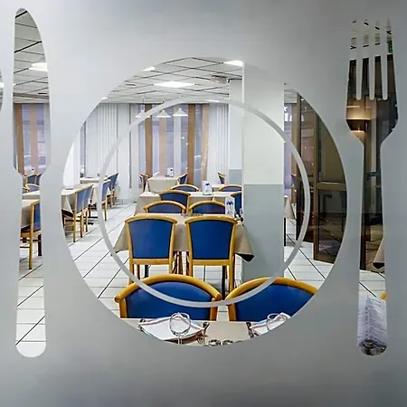 Ariane Hotel