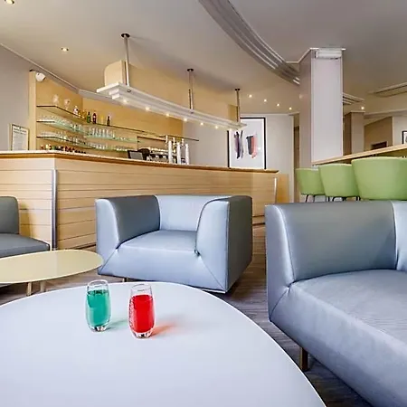Ariane Hotel