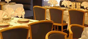 阿里安酒店 3*